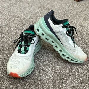 Women’s on cloud monsters